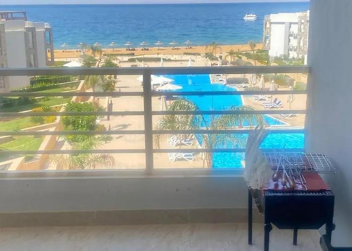 Apartment Cozy Sea View Very Close The *