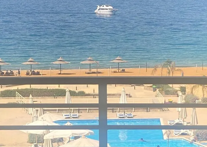 Apartment Cozy Sea View Very Close The *